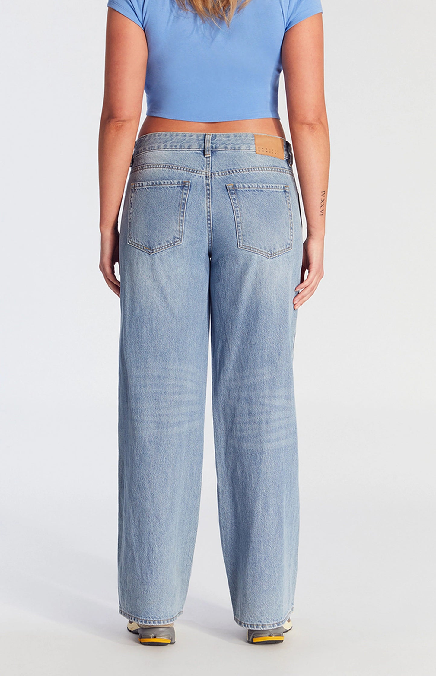 Casey Low Rise Baggy Jeans Astrid