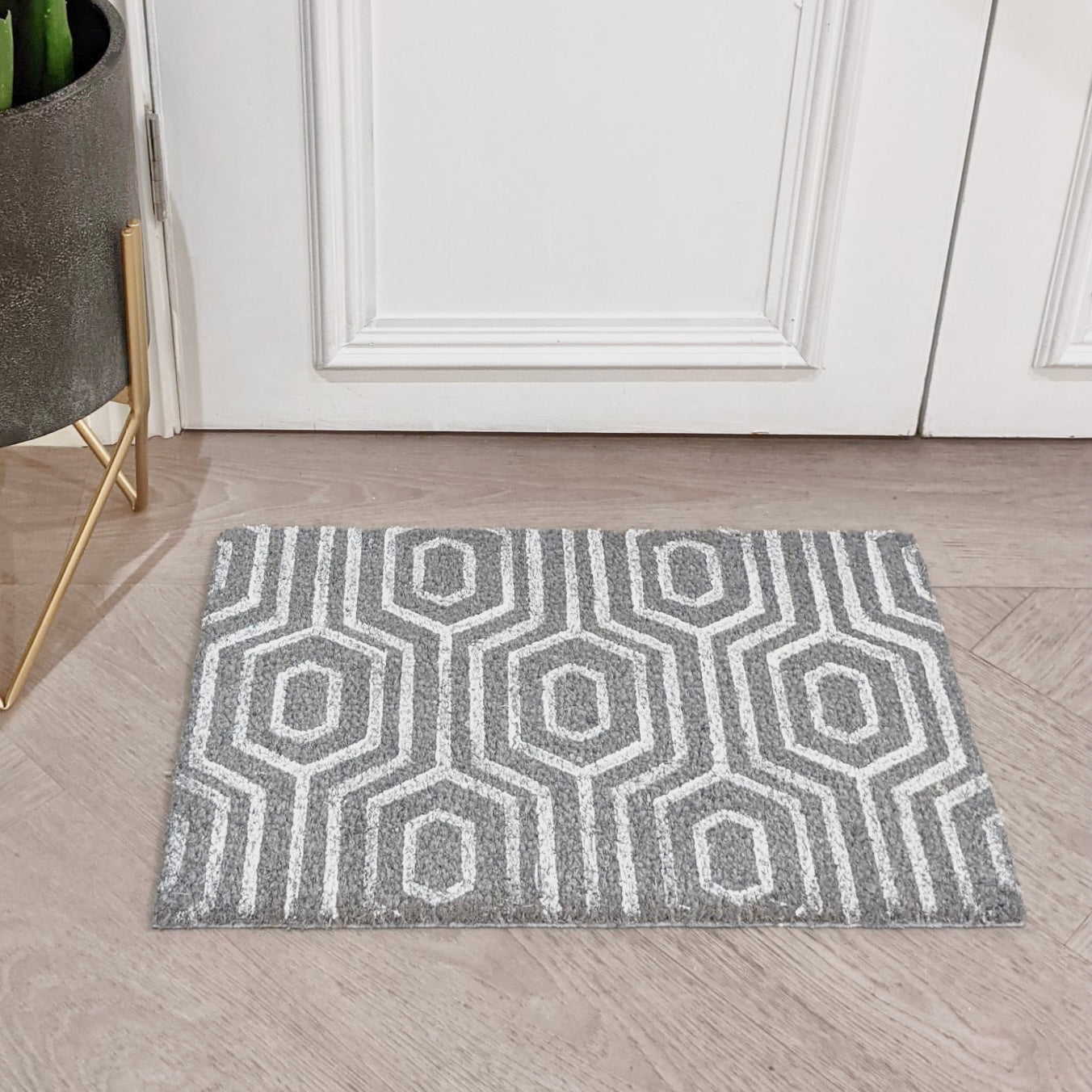 Lia Grey Geometric Doormat