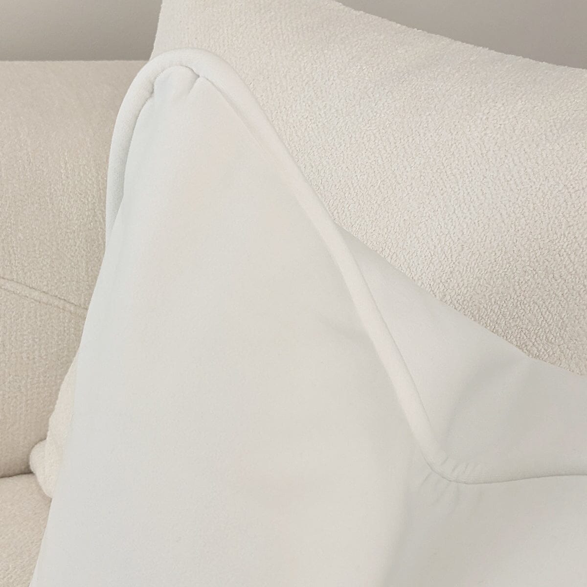 Porcelain White Velvet Piped Cushion - 50 x 50cm