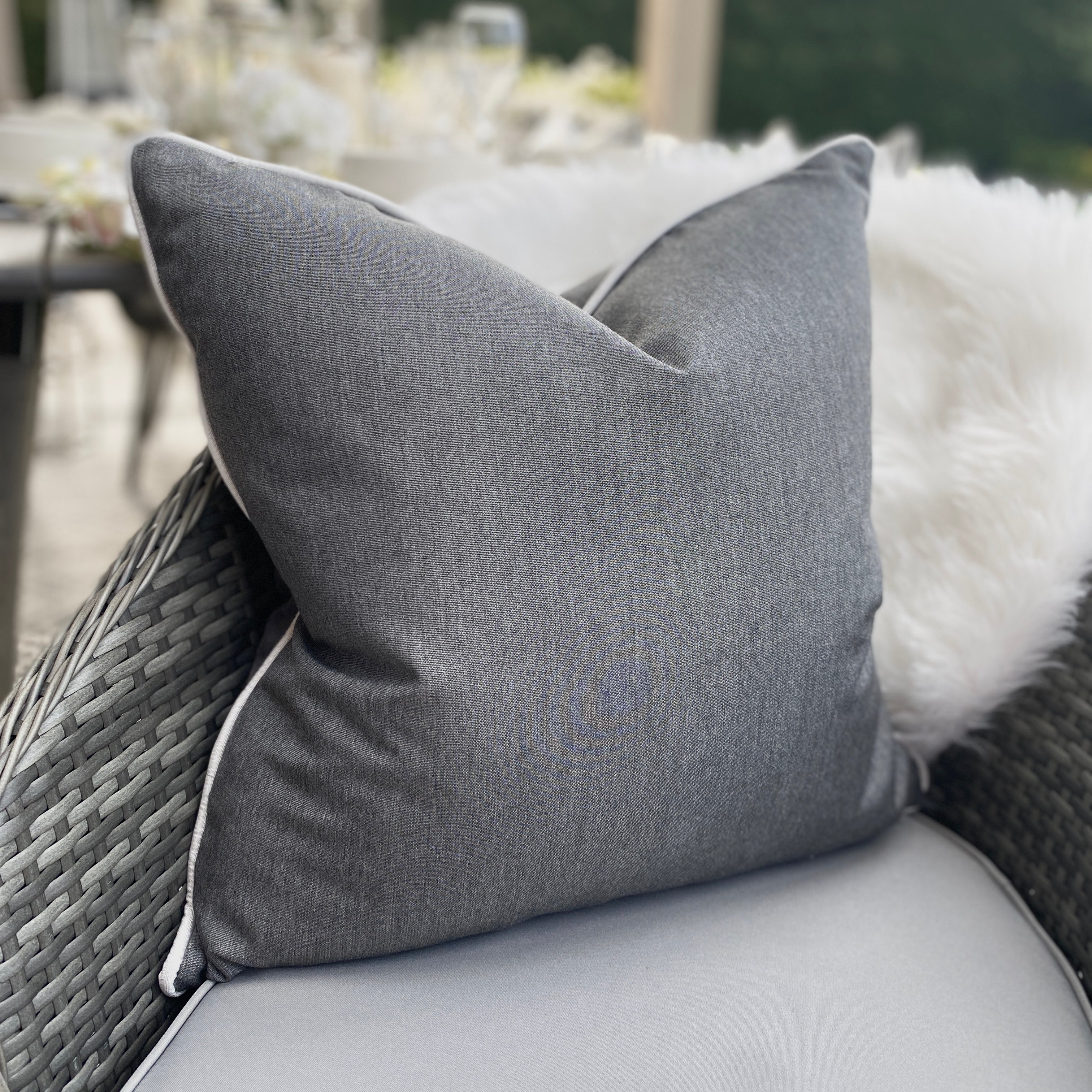 Solaire Seal Outdoor Cushion with Mist Piping - 50 x 50cm